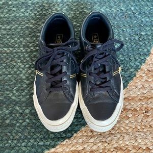 Converse Chuck Taylor One Star low top
